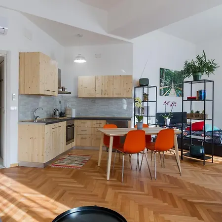 Montecchi Apartment