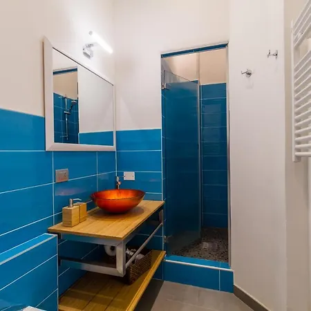 Montecchi Apartment *